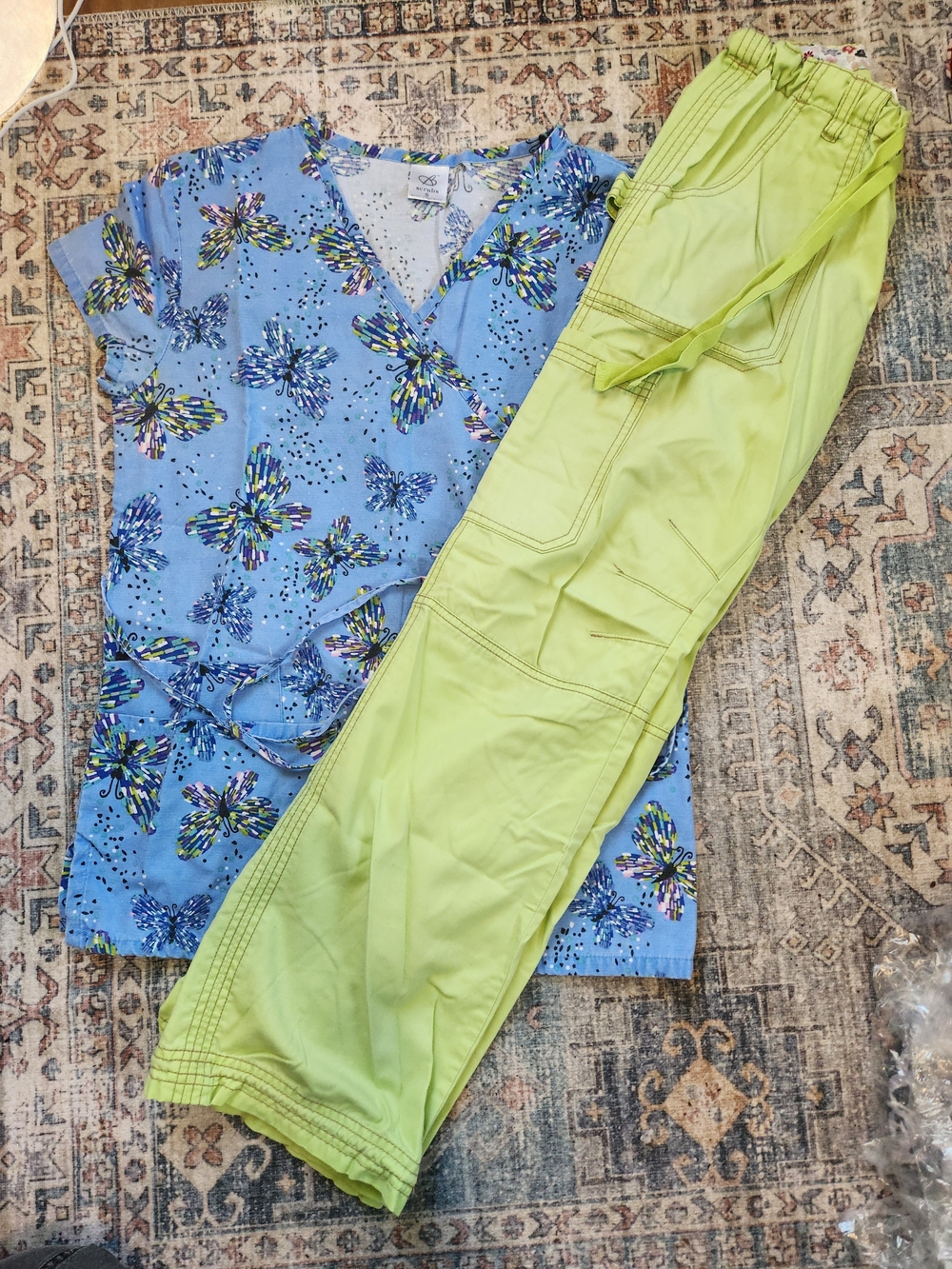 B Scrubs Blue Butterfly Print Small Scrub Top with Koi XS Lime Green Scrub Pants